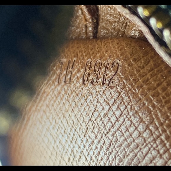 Authentic Used Vintage Jeune Fille Monogram Lous Vuitton - Picture 3 of 6